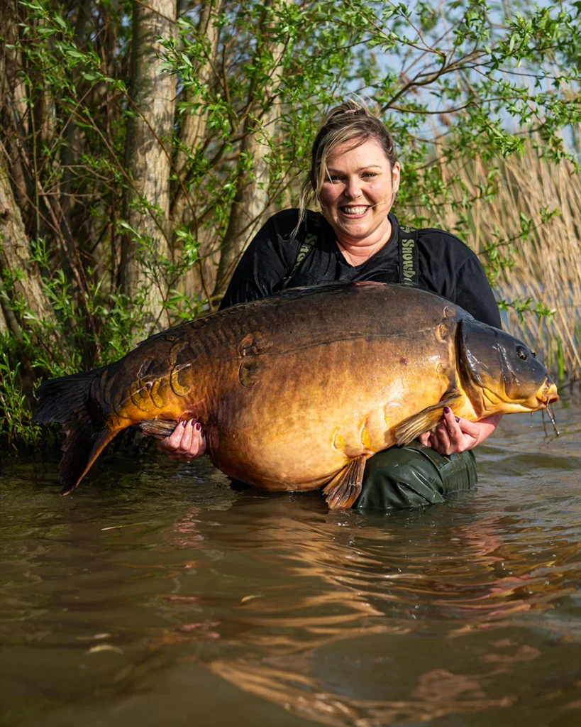 female record carp caught in the UK